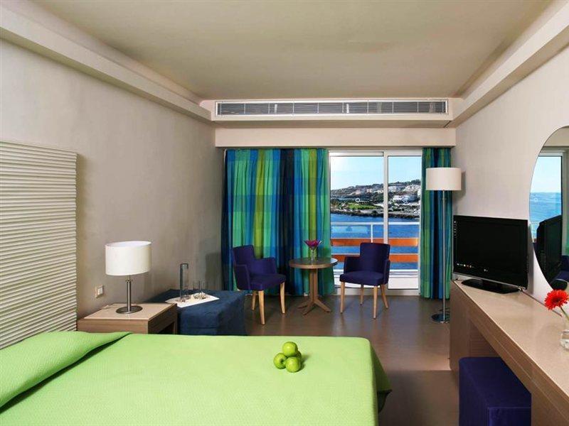 Eden Roc Resort